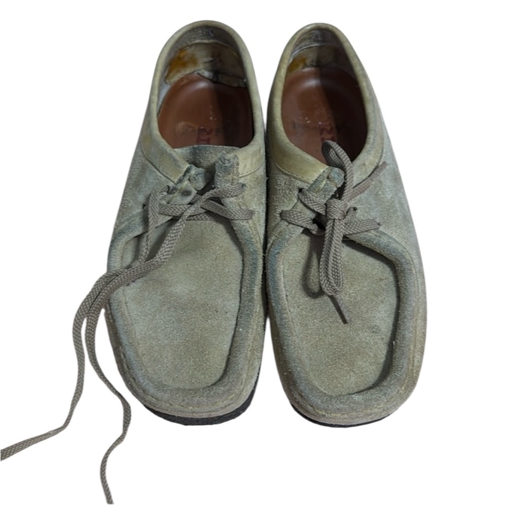 Clark Vintage Wallabees size 6